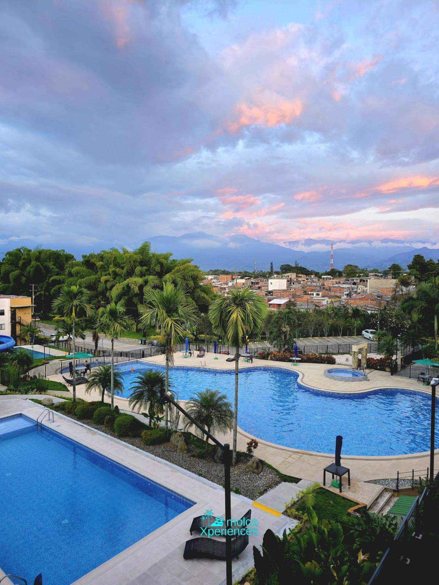 Apartamento Privado Vacacional A 5M Del Aeropuerto, 20 Minutos Del Parque Del Cafe Y Centro De Armenia Con 4 Piscinas, 3 Jacuzzi, Sauna By Molca Xperiences 2H ภายนอก รูปภาพ